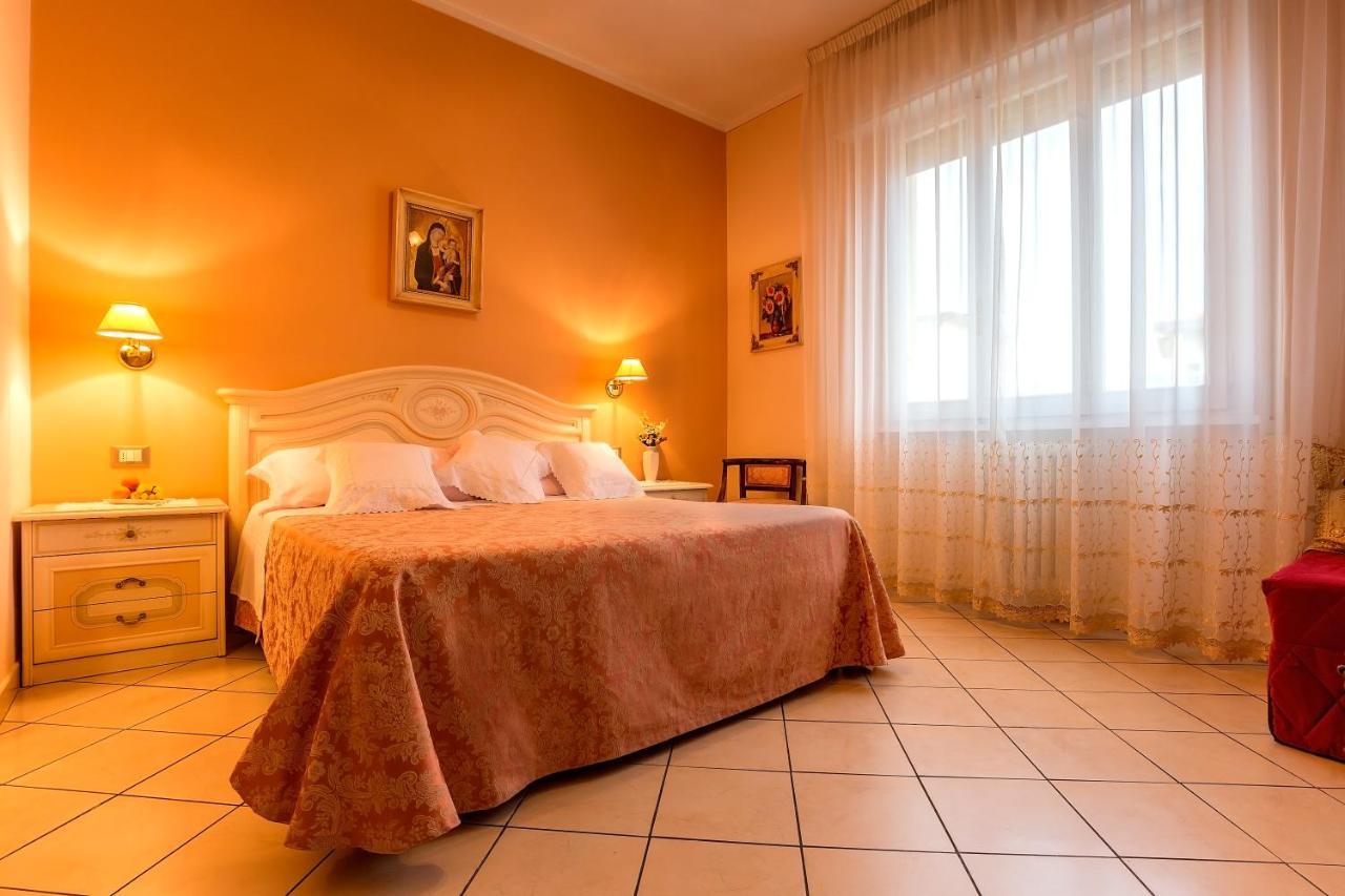 A&A - Bed And Breakfast Firenze Eksteriør bilde